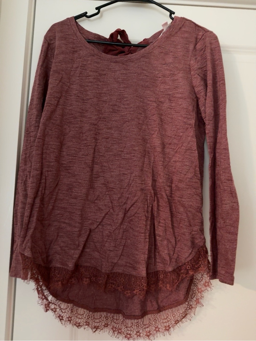 LC Lauren Conrad Mauve Lace Trim Tie Back Long Sleeve Top